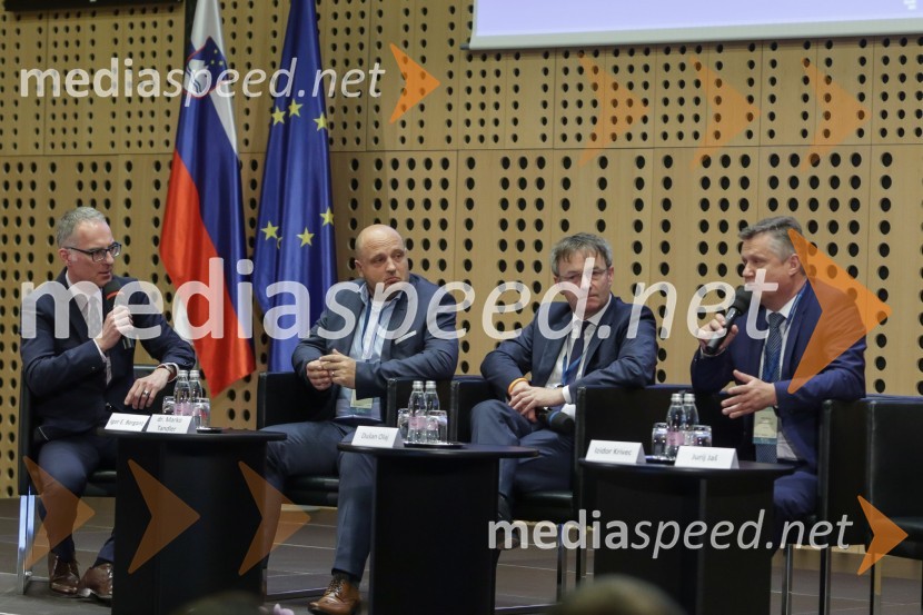  Igor Evgen Bergant, novinar in TV voditelj;  Marko Tandler, direktor Litostroj Power d.o.o. ;  Dušan Olaj, generalni direktor in lastnik podjetja Duol inženiring d.o.o.;   Izidor Krivec,  direktor Celjske mesnine d.d.1. Nacionalna konferenca o internacionalizaciji slovenskega gospodarstva