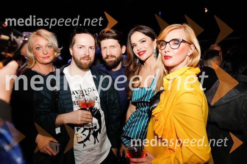  ... ;  Dejan David Kemperl, glavni in odgovorni urednik revij David in Golf klub;  Tomaž Mihelič - Marlenna, član skupine Sestre;  Severina Vučković, pevka;  ... Ljubljana Fashion Week (LJFW) 2018, 3. dan