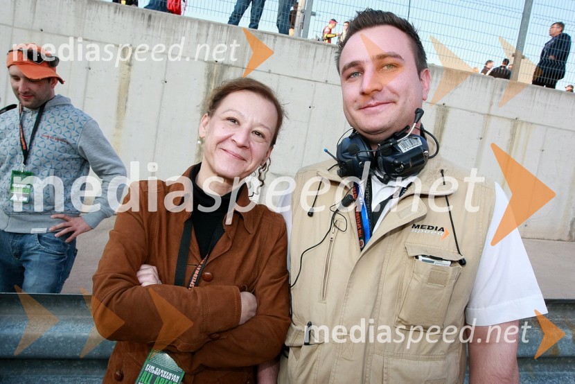 Violeta Freeland, predsednica AMD Krško in Gregor Arnšek, direktor dirkeSPEEDWAY GRAND PRIX, VN Slovenije 2008, dirka