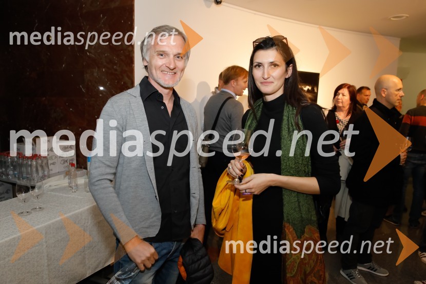  Matjaž Krivic, fotograf in popotnik;  Katja   Bidovec, fotografinjaPastirji – življenje, ki izginja, otvoritev razstave