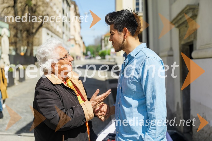  ... ;   Isaac Palma, pevecIsaac Palma, koncert