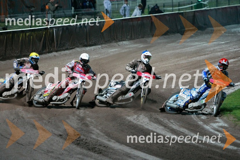 ..., Hans Andersen, Danska, Andreas Jonsson, Švedska in Rune Holta, PoljskaSPEEDWAY GRAND PRIX, VN Slovenije 2008, dirka
