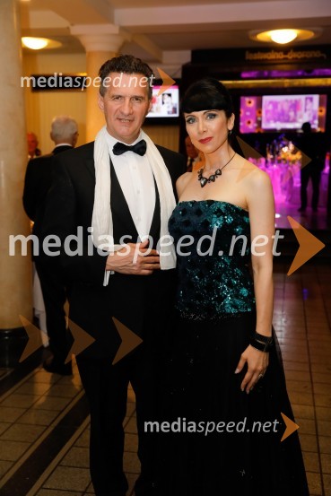  Milan Martin Cvikl, evropski funkcionar; Dr. Jerca Legan Cvikl, podpredsednica SILA-IWCL in predsednica odbora SILA GALASILA Gala ples