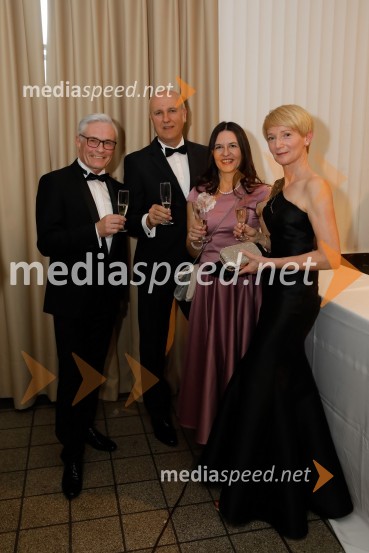  Walter Scheucher;  Hans Georg Kügerl;  Alenka Kügerl;  Liesbeth ScheucherSILA Gala ples