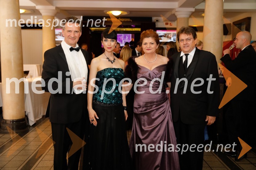  Milan Martin Cvikl, evropski funkcionar; Dr. Jerca Legan Cvikl, podpredsednica SILA-IWCL in predsednica odbora SILA GALA;  Milena Eber Štimac, Krznarstvo Eber;  Vlado ŠtimacSILA Gala ples