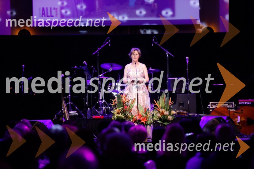  Ursula Szabo, predsednica SILA IWCLSILA Gala ples