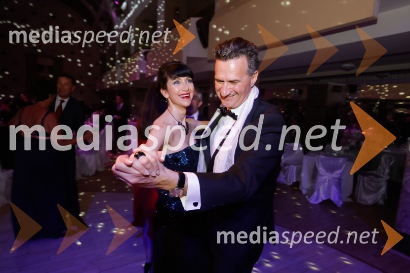 Dr. Jerca Legan Cvikl, podpredsednica SILA-IWCL in predsednica odbora SILA GALA;  Milan Martin Cvikl, evropski funkcionarSILA Gala ples