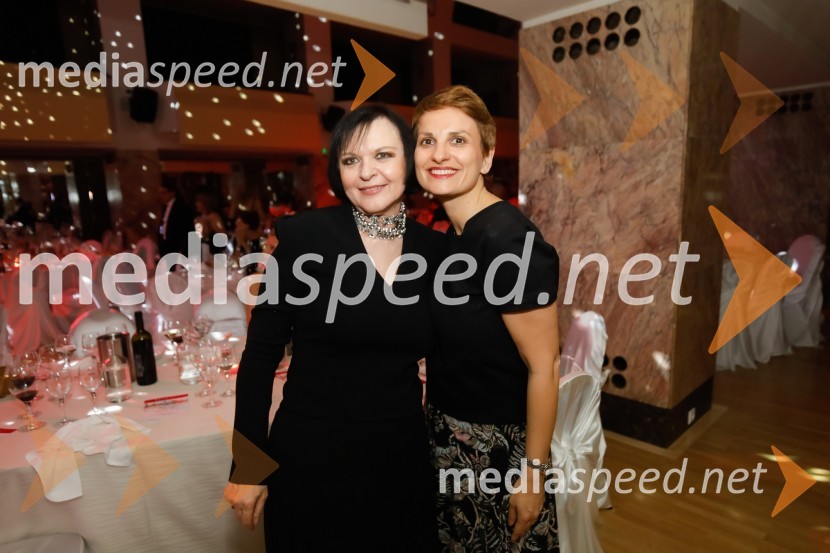  Jožica  Brodarič, modna poznavalka;  ... SILA Gala ples