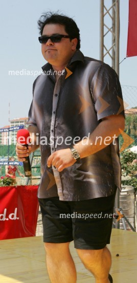 Voditelj na radiu Hit in pevec Don SergioMelodije morja in sonca