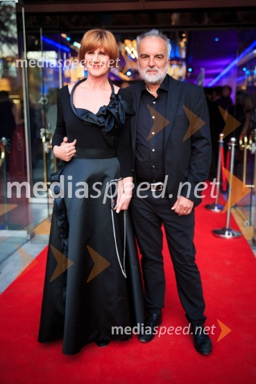  Maja Štamol Droljc, modna oblikovalka;  Stane DroljcŽarometi 2018, rdeča preproga