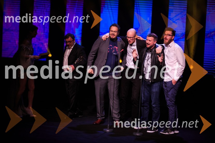  Lea Sirk, pevka;  Bojan Emeršič, igralec;  Sašo Stare, stand up komik;  Jernej Celec, stand-up komik;  Aleš Novak, stand-up komik;  Gašper Bergant, stand up komikŽarometi 2018, podelitev medijskih nagrad za leto 2017