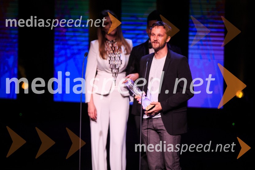  Manca  Špik, pevka;  ... Žarometi 2018, podelitev medijskih nagrad za leto 2017