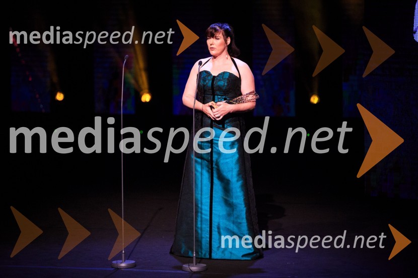  Marjana Vovk, urednica revije VklopŽarometi 2018, podelitev medijskih nagrad za leto 2017