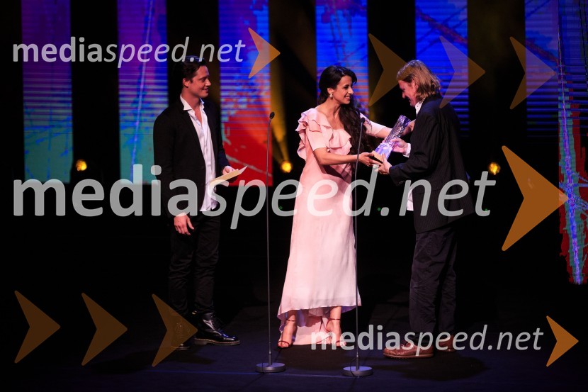  Domen Valič, igralec;  Lara Komar, igralka;  Boris  Petkovič, režiserŽarometi 2018, podelitev medijskih nagrad za leto 2017