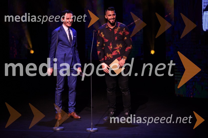 Blaž Švab, pevec, skupina Modrijani;  Challe Salle, glasbenikŽarometi 2018, podelitev medijskih nagrad za leto 2017