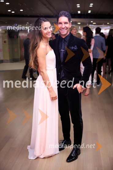  Nives Orešnik, Miss Slovenije 2012;  Jan Kovačič, fitnes trenerŽarometi 2018, druženje po prireditvi