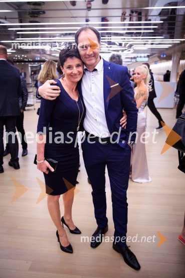  Andreja Potrebuješ;  Jože Potrebuješ, skupina ČukiŽarometi 2018, druženje po prireditvi