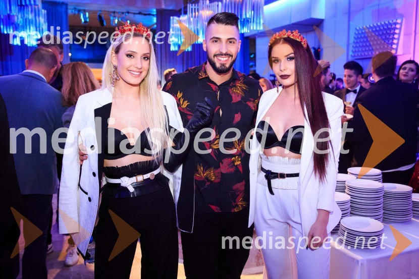  Ines Erbus, pevka;  Challe Salle, glasbenik;  Nika KrmecŽarometi 2018, druženje po prireditvi