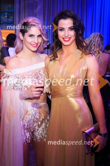  Lea Sirk, pevka;  Valeriya Musina, plesalkaŽarometi 2018, druženje po prireditvi