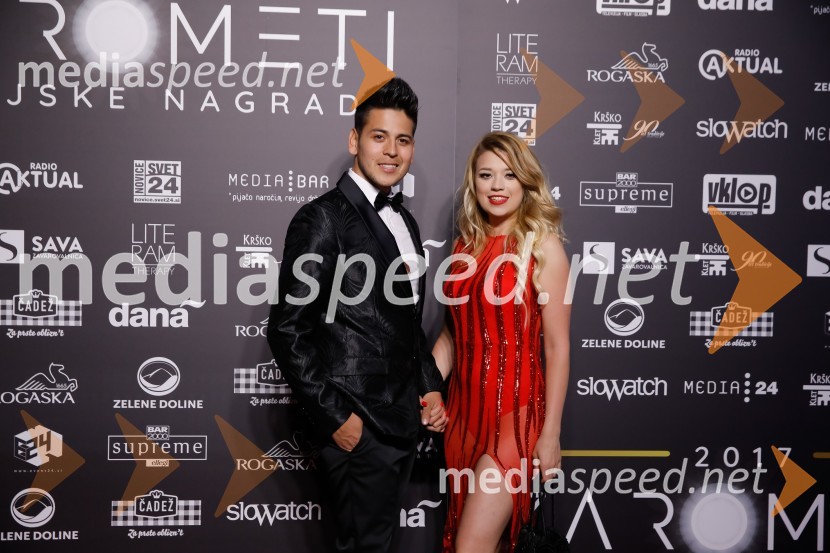   Isaac Palma, pevec;  Patricija Brmež PalmaŽarometi 2018, rdeča preproga