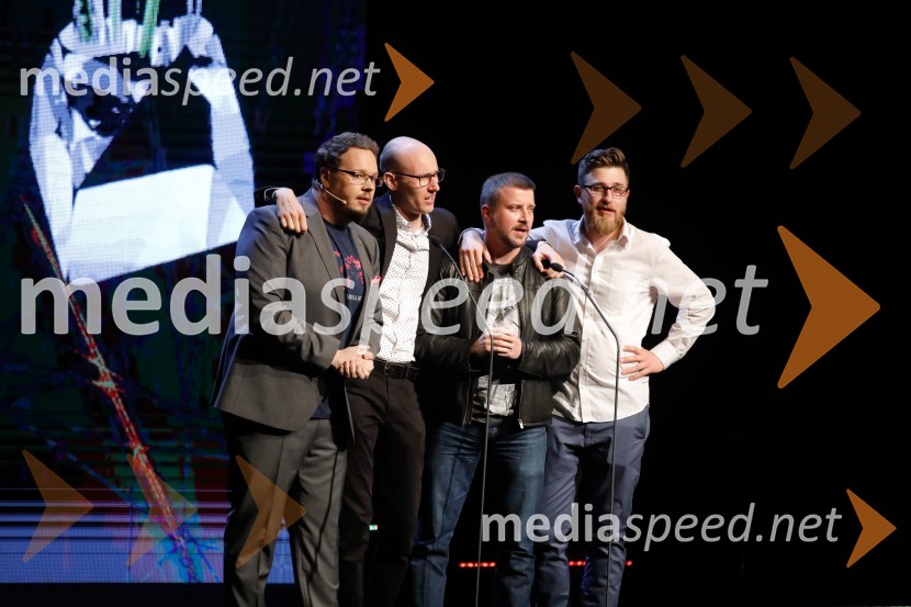  Sašo Stare, stand up komik;  Jernej Celec, stand-up komik;  Aleš Novak, stand-up komik;  Gašper Bergant, stand up komikŽarometi 2018, podelitev medijskih nagrad za leto 2017
