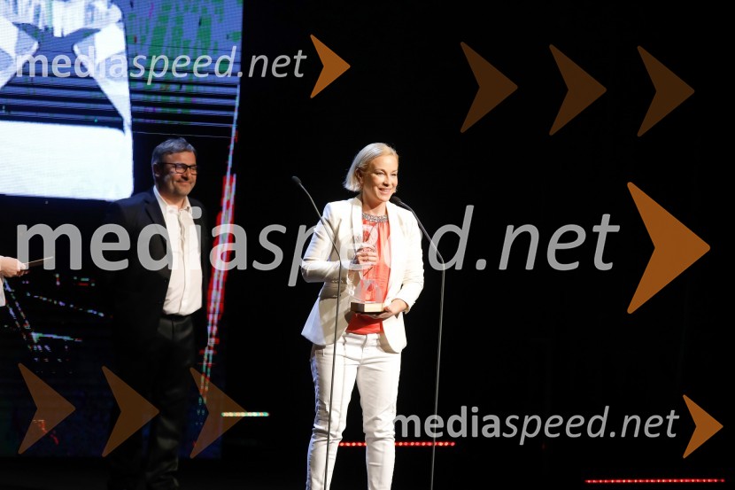  Bojan Emeršič, igralec;  Nina Ivanič, igralkaŽarometi 2018, podelitev medijskih nagrad za leto 2017