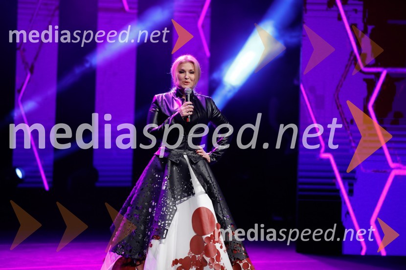  Helena Blagne, pevkaŽarometi 2018, podelitev medijskih nagrad za leto 2017
