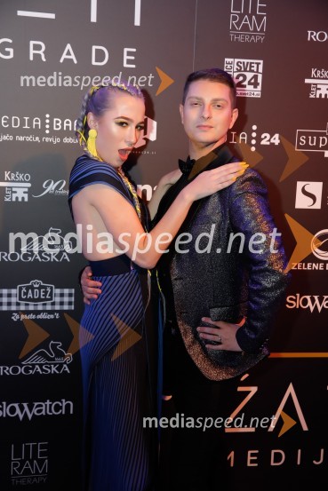 Ana Teržan - Anabel, pevka;  Damjan Murko, pevecŽarometi 2018, druženje po prireditvi