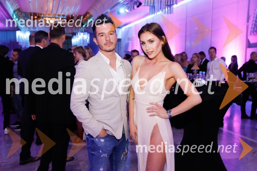  Mario Pejčič, podjetnik;  Anja Jenko, fotomodelŽarometi 2018, druženje po prireditvi