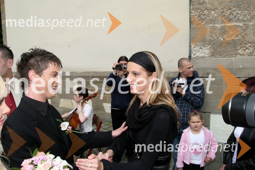 Damjan Murko, pevec in Mihaela Margan - Miša, sanjska ženska Pop tvPoroka Damjan Murko in Maja Žilavec