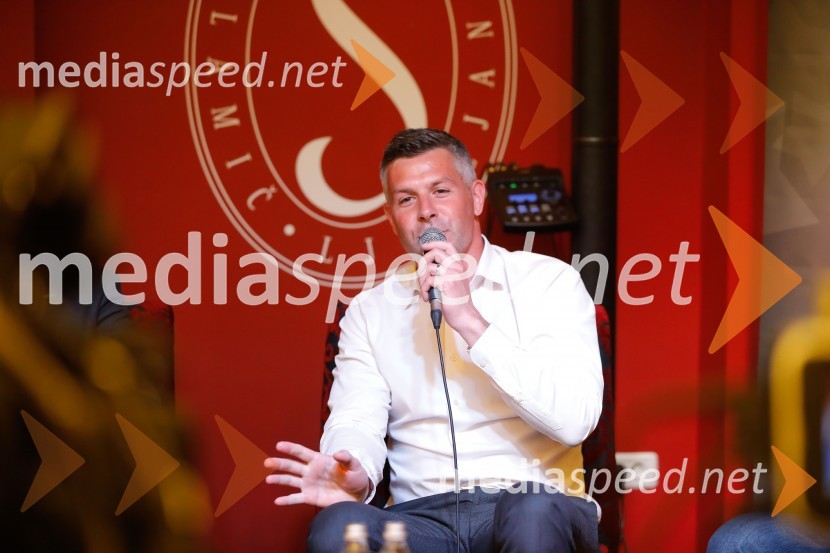  Matjaž Nemec, podpredsednik državnega zbora in politik Socialnih demokratov Matjaž NemecS politiki o vsem, razen o politiki - pogovorni večer