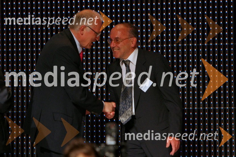 Günter Verheugen, podpredsednik Evropske komisije in Erik De Clercq, dobitnik priznanja za življenjsko deloPodelitev priznanj Evropski izumitelj leta 2008 - European Inventor of the Year 2008