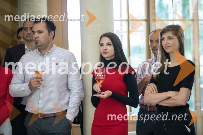  Jože Krašovec, Riko d.o.o.;  Urška Piber, Riko d.o.o.;  Mojca Marinšek, Riko d.o.o.Podjetje Riko obeležuje svojo bogato zgodovino