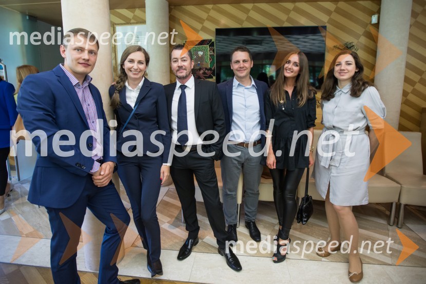  Vitali Napreyenka, Riko d.o.o.;  Kristina Kozlovskaya, Riko d.o.o.;  Uroš Gaber, Riko d.o.o.;  Matjaž Belca, vodja projektov RIKO, d. o. o.;  Hanna Shynkevich, Riko d.o.o.;  Alena Piletskaya, Riko d.o.o.Podjetje Riko obeležuje svojo bogato zgodovino