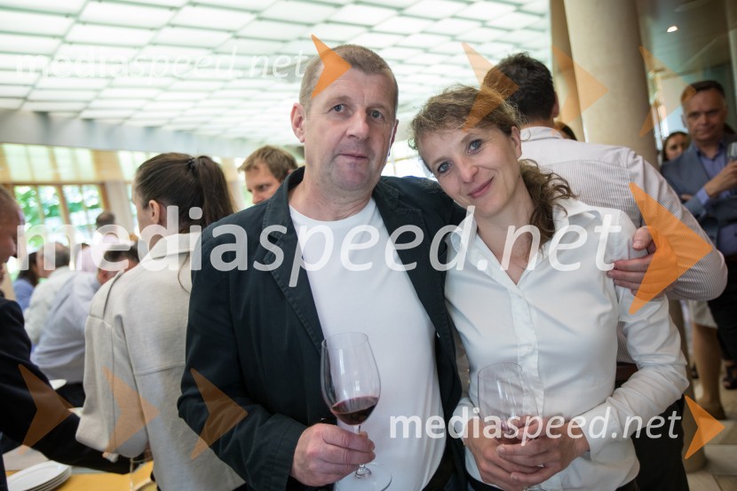  Marko  Obrstar, Riko d.o.o.;  Polona Lovšin, Riko d.o.o.Podjetje Riko obeležuje svojo bogato zgodovino