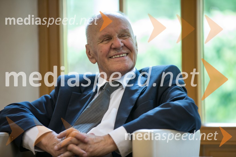  Stanislav  Škrabec, nekdanji direktor, Riko RibnicaPodjetje Riko obeležuje svojo bogato zgodovino