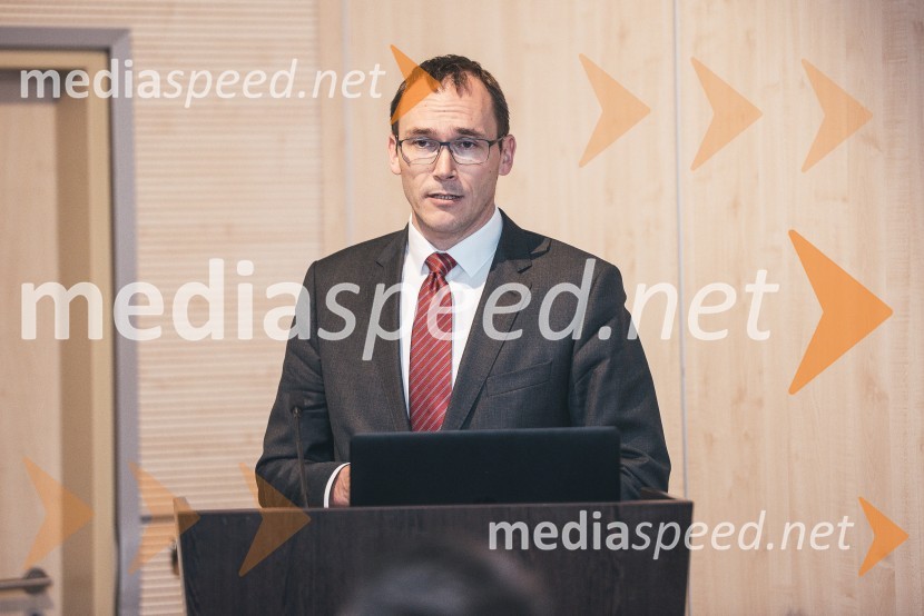 Mercedes-Benz Novi razred A, slovenska predstavitev