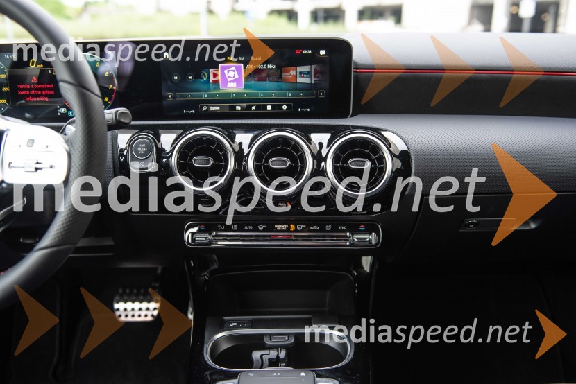 Mercedes-Benz Novi razred A, slovenska predstavitev