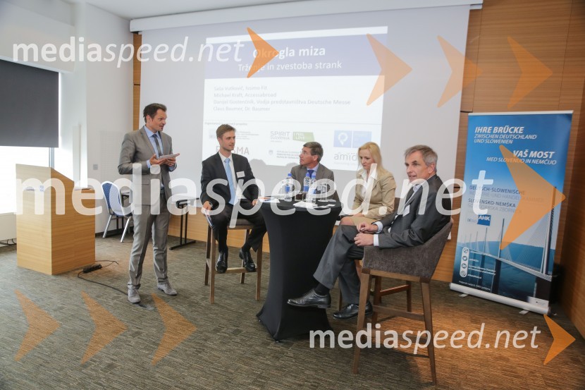  Žiga Fišer, Vodja komuniciranja in odnosov z javnostmi, Slovensko-nemška gospodarska zbornica;  Danijel Gostenčnik, Vodja predstavništva Deutsche Messe in Koelnmesse;  Michael Kraft, Accessabroad;  Saša Vutkovič, direktorica ISSIMO FIT d.o.o.;  Claus Baumer, Dr. Baumer ConsultantsNemški forum 2018