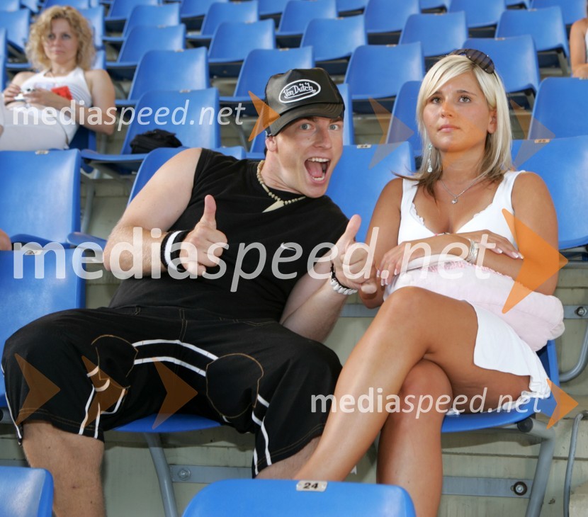 Stefanio (skupina Game over) in njegovo dekle AnjaMelodije morja in sonca