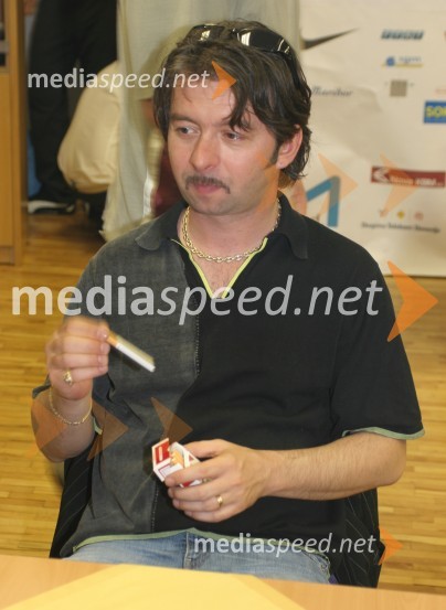 Robert Pešut - MagnificoKoncert Piše se leto 2005