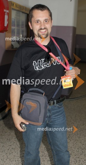 Dejan Vedlin, moderator jutranjega programa na Radiu CityKoncert Piše se leto 2005