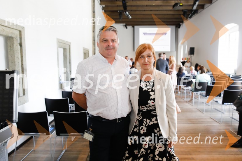  Rupert Gole, župan, Občina Šentrupert;  Marjetka Kastner, direktorica, Life Learning AcademiaAkademsko ekonomski kongres AEC 2018