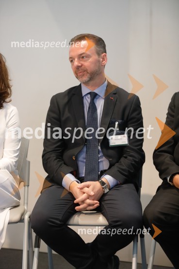  Simon Dragomir KaricAkademsko ekonomski kongres AEC 2018