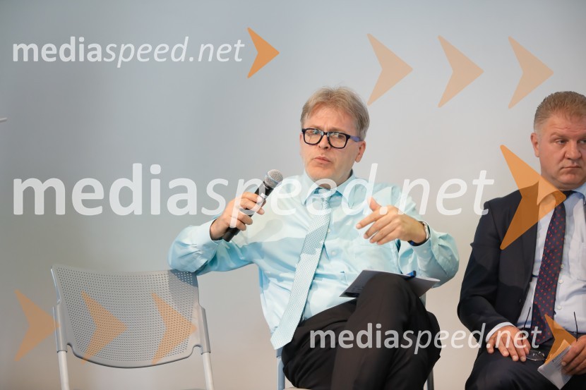 prof. dr. Anis H. Bajrektarević, diplomat, univerzitetni profesor mednarodnega prava in globalnih študij z DunajaAkademsko ekonomski kongres AEC 2018