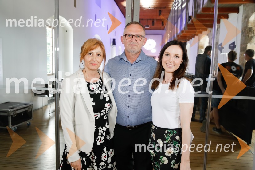  Marjetka Kastner, direktorica, Life Learning Academia;  Janez Bratovž,  kuharski mojster, JB Restavracija;  ... Akademsko ekonomski kongres AEC 2018