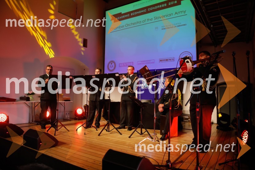 Policijski pihalni orkesterAkademsko ekonomski kongres AEC 2018, večerni dogodek