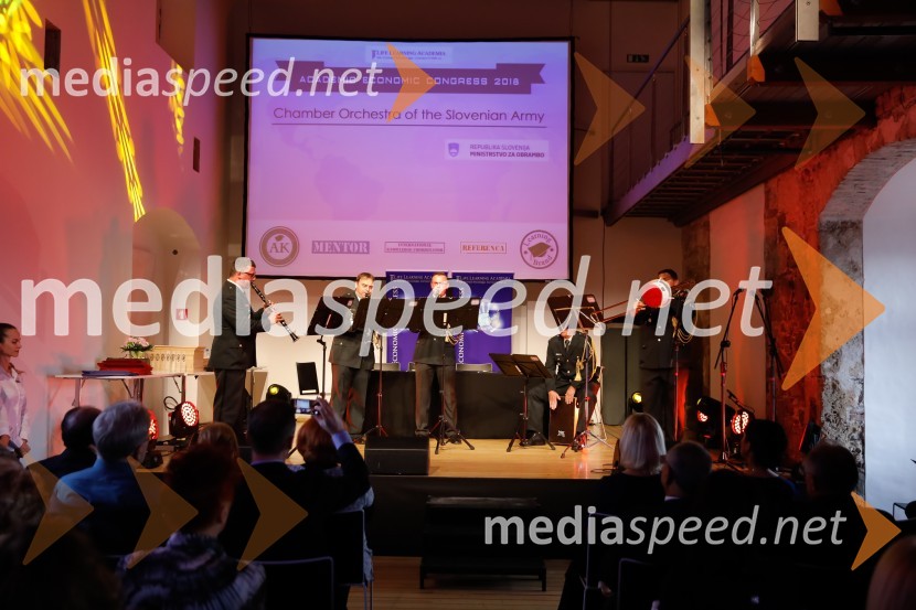 Policijski pihalni orkesterAkademsko ekonomski kongres AEC 2018, večerni dogodek