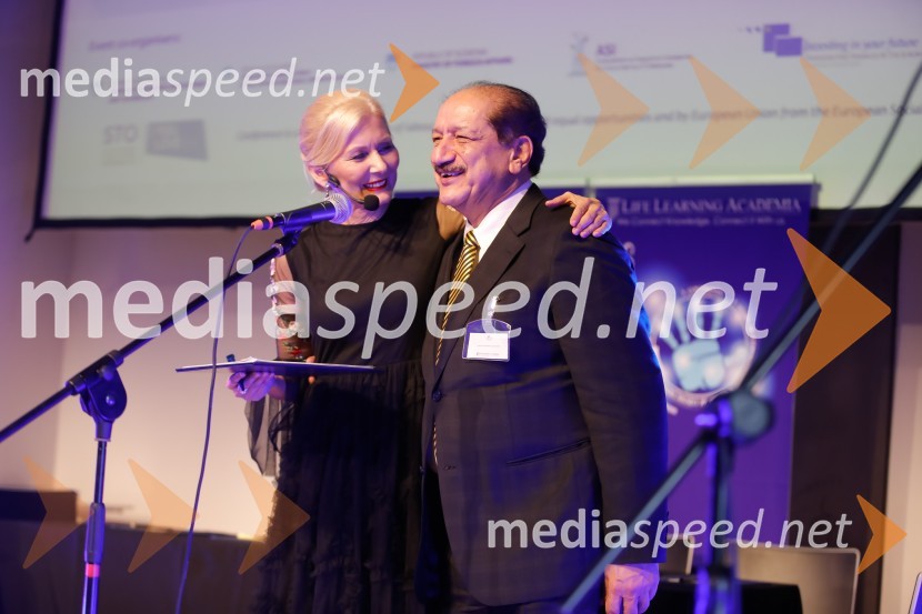  Branka Božič, prevajalka, tolmačka, povezovalka prireditev;  Usumah Al Kurdi, svetovalec nekdanjega saudskega kraljaAkademsko ekonomski kongres AEC 2018, večerni dogodek