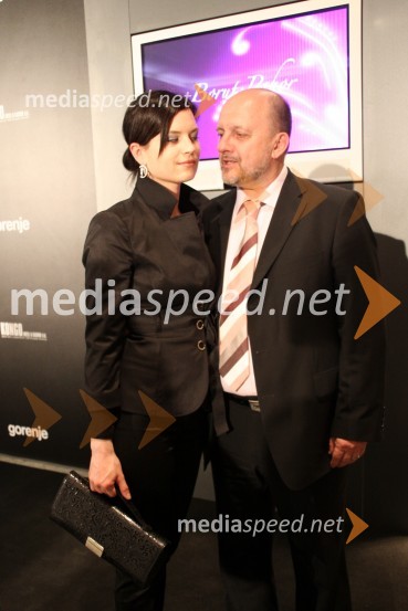 Zmago Jelinčič Plemeniti, poslanec SNS z ženo MonikoAdam in Eva, izbor za najbolj simpatično Slovenko ali Slovenca 2008